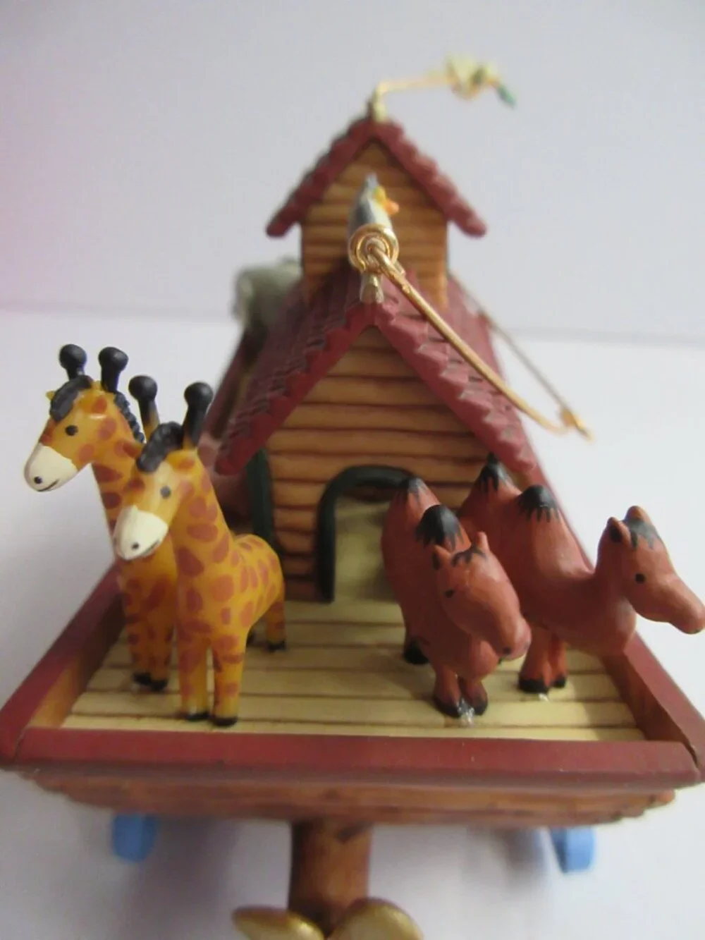 Hallmark Keepsake Ornament Noah's Ark Features Movement 2004 NEW in Box